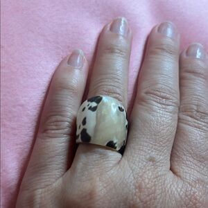 13# Elegant Black and Mother Pearl (Oyster Material)  Ring